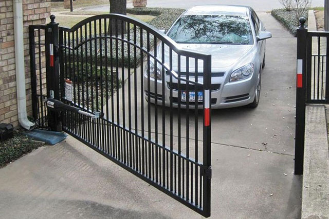 Dallas gate repair